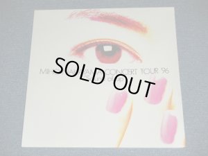 画像1: 中山美穂 MIHO NAKAYAMA - CONCERT TOUR'96 "SOUND OF LIPS"  / 1996 JAPAN ORIGINAL Bran New SEALED BOOK 