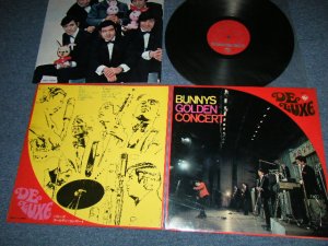 画像1: 寺内タケシとバニーズ TAKESHI TERAUCHI & THE BUNNYS -  バニーズ・ゴールデン・コンサート BUNNYS GOLDEN CONCERT : With POSTER & PIN-UP  ( Ex++/Ex+++,Ex)  / 1968 JAPAN ORIGINAL Used LP