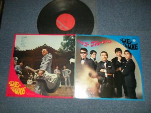 画像1: 寺内タケシとブルージーンズ TAKESHI TERAUCHI & THE BLUEJEANS - レッツ・ゴー・ブルージーンズ LET'S GO BLUEJEANS  (with POSTER) ( Ex++/MINT) / 1969 JAPAN ORIGINAL Used  LP 