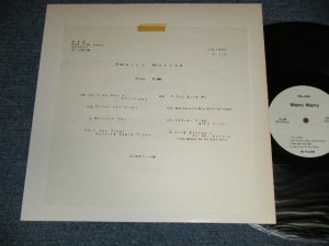 画像1: 中山美穂 MIHO NAKAYAMA - MERRY MERRY (MINT-/MINT) / 1990 JAPAN ORIGINAL "YUSEN" Used LP
