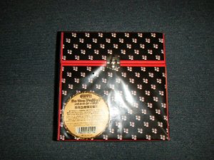 画像1: パフィー PUFFY - DO YOU PUFFY? THE BOX OF TOPS!! (SEALED) / 1999 JAPAN ORIGINAL "BRAND NEWSEALED" "Limited #00081" Complete set 7" Single Box Set