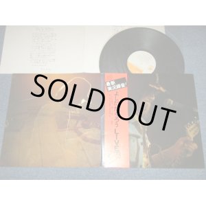 画像: よしだ たくろう　吉田拓郎 TAKURO YOSHIDA - LIVE '73（Ex+/MINT-  EDSP）/ 1973 JAPAN ORIGINAL 1stPress "2000Yen Mark"  Used LP with OBI