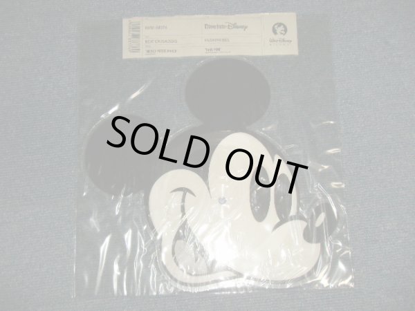 画像1: A)Beat Crusaders   B)Husking Bee - A)Mickey Mouse Club March  B)Baby Mine - Dive Into Disney (Ex+/MINT-) / 2002 JAPAN ORIGINAL "SHAVED PICTURE DISC" Used 7" 45 rpm Single 