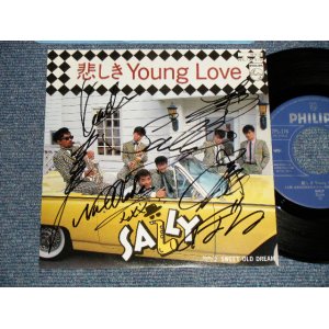 画像: サリー SALLY - A)悲しきYOUNG LOVE  B)SWEET OLD DREAM (MINT/MINT)  / 1984 JAPAN ORIGINAL  AUTOGRAPHED/SIGNED" Used 7" Single 