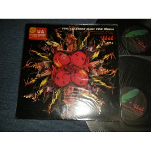 画像: UA - FINE FEATHERS MAKE FINE BIRDS (With STICKER SEAL) (Ex+++/Ex+) / 1997 JAPAN ORIGINAL  Used  2-LP With Outer Bag with HYPE / TITLE SEAL 