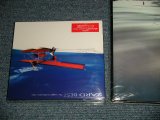 画像: ZARD - ZARD BEST ~ THE SINGLE COLLECTION  - 軌跡 (With BOOKLET) (MINT-/MINT) / 1999 JAPAN ORIGINAL Used CD Set 