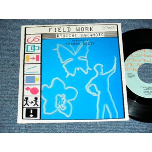 画像: 坂本龍一 RYUUICHI SAKAMOTO Featuring Thomas Dolby - A) FIELD WORK  B) PAROLIBRE (MINT-/MINT-) / 1985 JAPAN ORIGINAL "STOCK COPY" Used 7" Single
