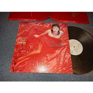 画像: 麻倉未稀 MIKI ASAKURA  - SCARLET LOVE (MINT/MINT) / 1987 JAPAN ORIGINAL "WHITE LABEL PROMO" Used LP with OBI