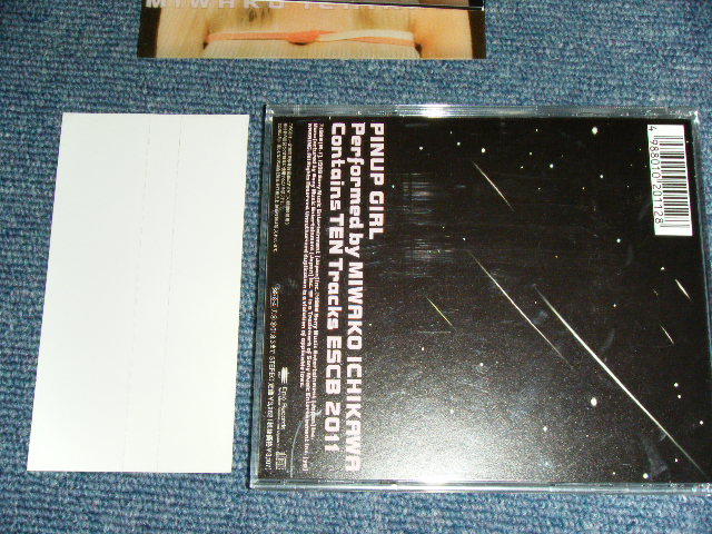 画像: 市川実和子 MIWAKO ICHIKAWA  - PINUP GIRL (  大滝詠一　ナイアガラ　ワークス　/ EIICHI OHTAKI & NIAGARA WORKS ) / 1999 JAPAN ORIGINAL  Used CD With OBI & 3-D PIN UP  