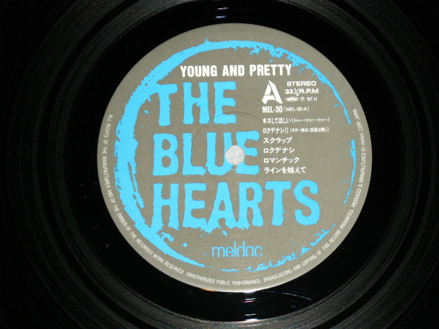 画像: ブルー・ハーツ THE BLUE HEARTS  -  YOUNG AND PRETTY ( MINT-/MINT )   / 1987 JAPAN ORIGINAL Used LP