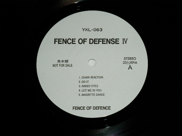 画像: FENCE OF DEFENSE  - IV~RED ON LEAD  ( MINT-/MINT- )  /  JAPAN "YUSEN Only" Used  LP 