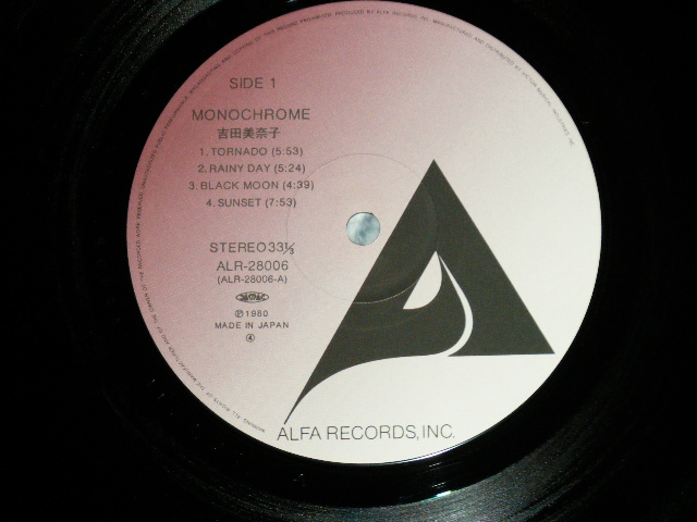 画像: 吉田美奈子 MINAKO YOSHIDA -  モノクロームMONOCHROME  (MINT-/MINT-)  / 1980 JAPAN ORIGINAL Used LP With OBI 