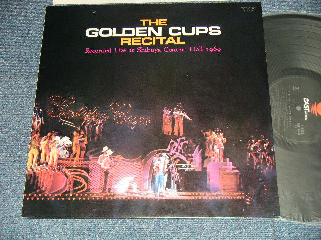 画像1: ゴールデン・カップス THE GOLDEN CUPS - リサイタル RECITAL (MINT-/MINT) / 1981  JAPAN REISSUE Used LP 