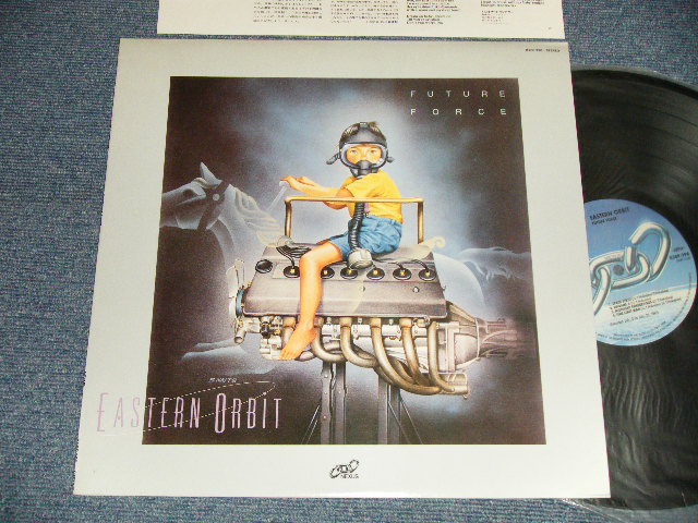 画像1: EASTERN ORBIT イースタン・オービット - FUTURE FORCE フューチャー・フォース (MINT-/MINT-) / 1982 JAPAN ORIGINAL Used LP 