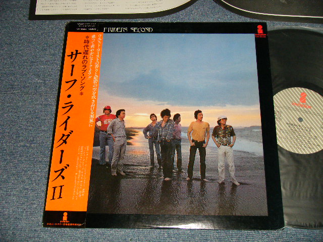 画像1: サーフ・ライダース THE SURF RIDERS  - 時代遅れのラブ・ソング JIDAIOKURE NO LOVE SONG : THE SURF RIDERS SECOND  / 1978 JAPAN ORIGINAL used LP with OBI